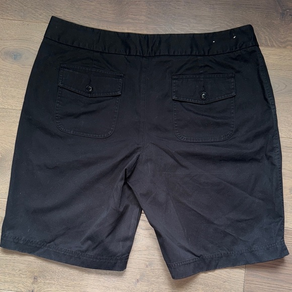 Eddie Bauer Women' Black Flat Front Bermuda Shorts - Picture 3 of 10